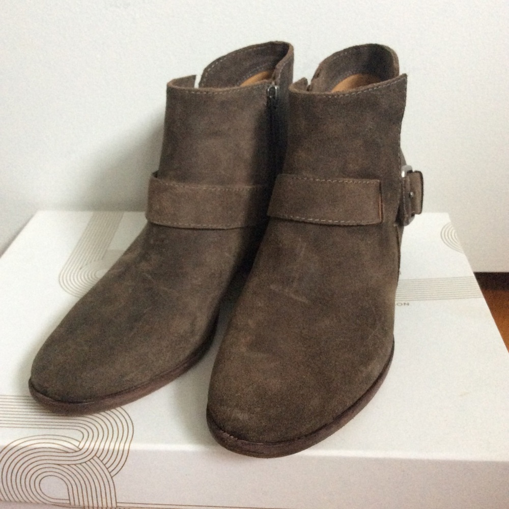 Belle by Sigerson Morrison NWT, Size 7 Booties